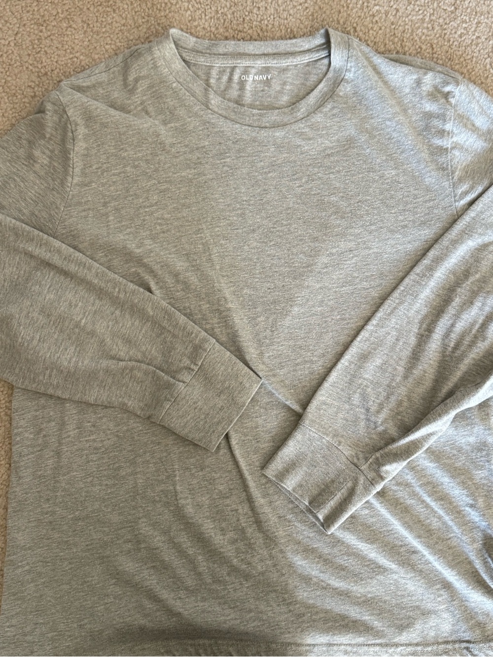 Old Navy Men's Long-Sleeve Crewneck Tee | Large